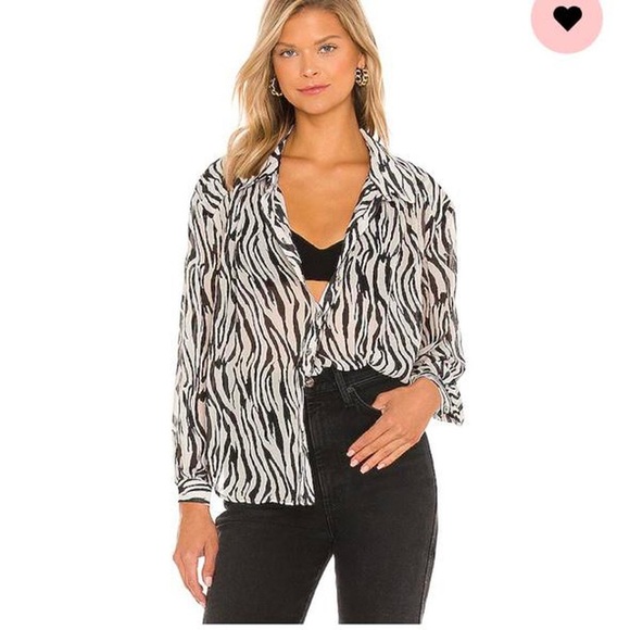 Free People Tops - Free People Ciara zebra printed button up 🤍